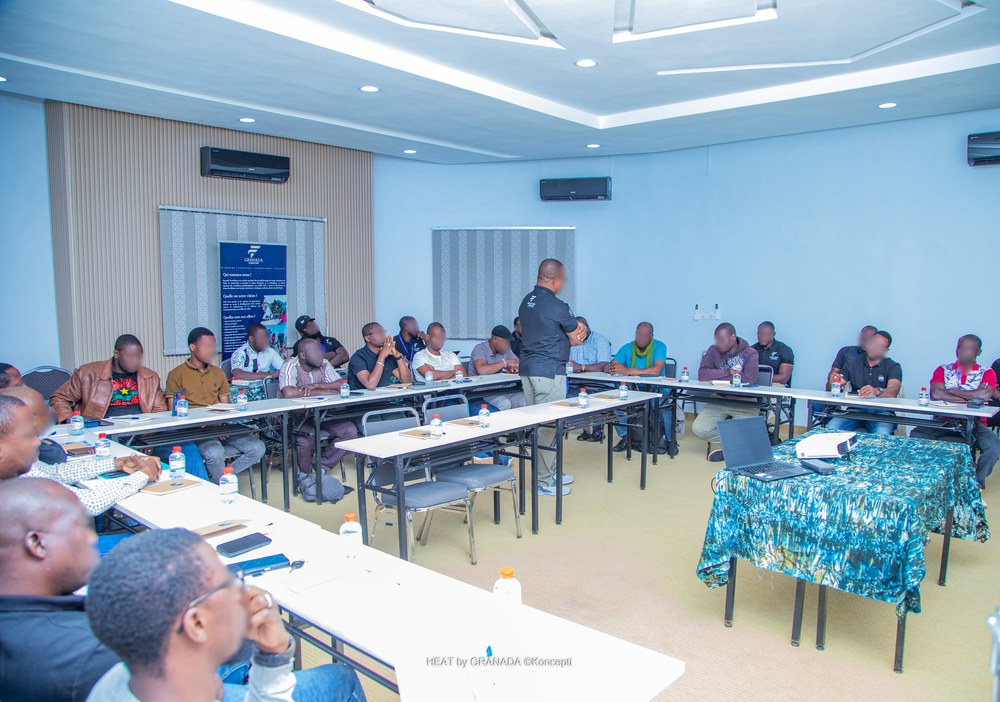 Participants en salle de formation